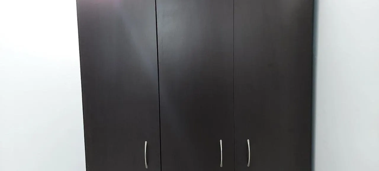 Sirius Coliving 0*, 메딜린